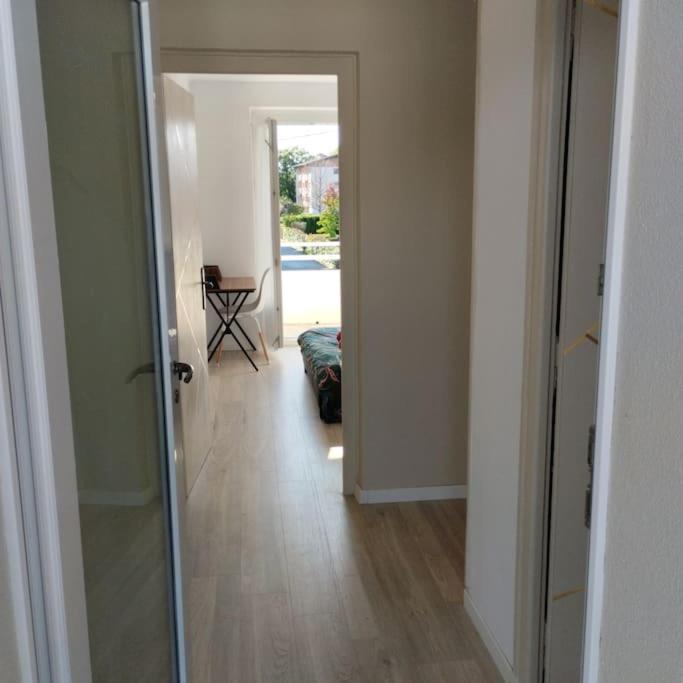 Appartement Verdoyant Au Bord Du Lac Leman Entre Evian Et Thonon Dans Une Villa Publier Luaran gambar