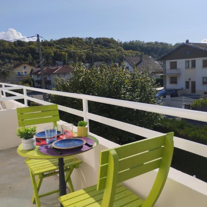 Appartement Verdoyant Au Bord Du Lac Leman Entre Evian Et Thonon Dans Une Villa Publier Luaran gambar