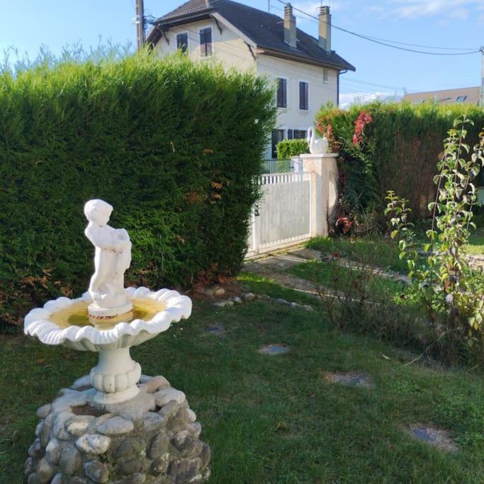 Appartement Verdoyant Au Bord Du Lac Leman Entre Evian Et Thonon Dans Une Villa Publier Luaran gambar