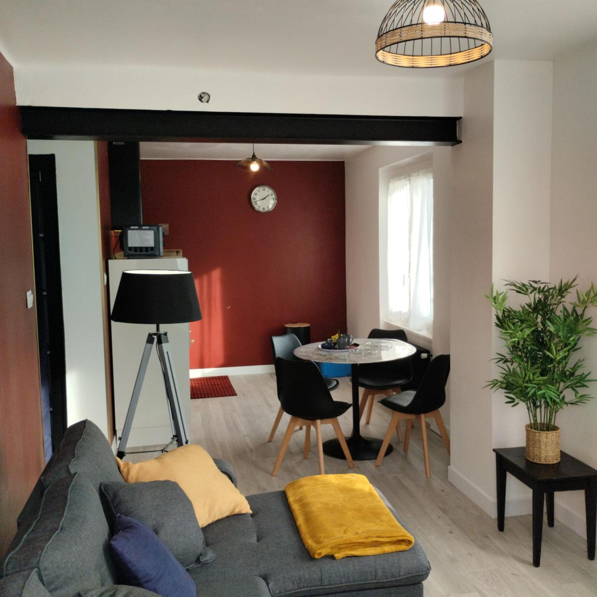 Appartement Verdoyant Au Bord Du Lac Leman Entre Evian Et Thonon Dans Une Villa Publier Luaran gambar