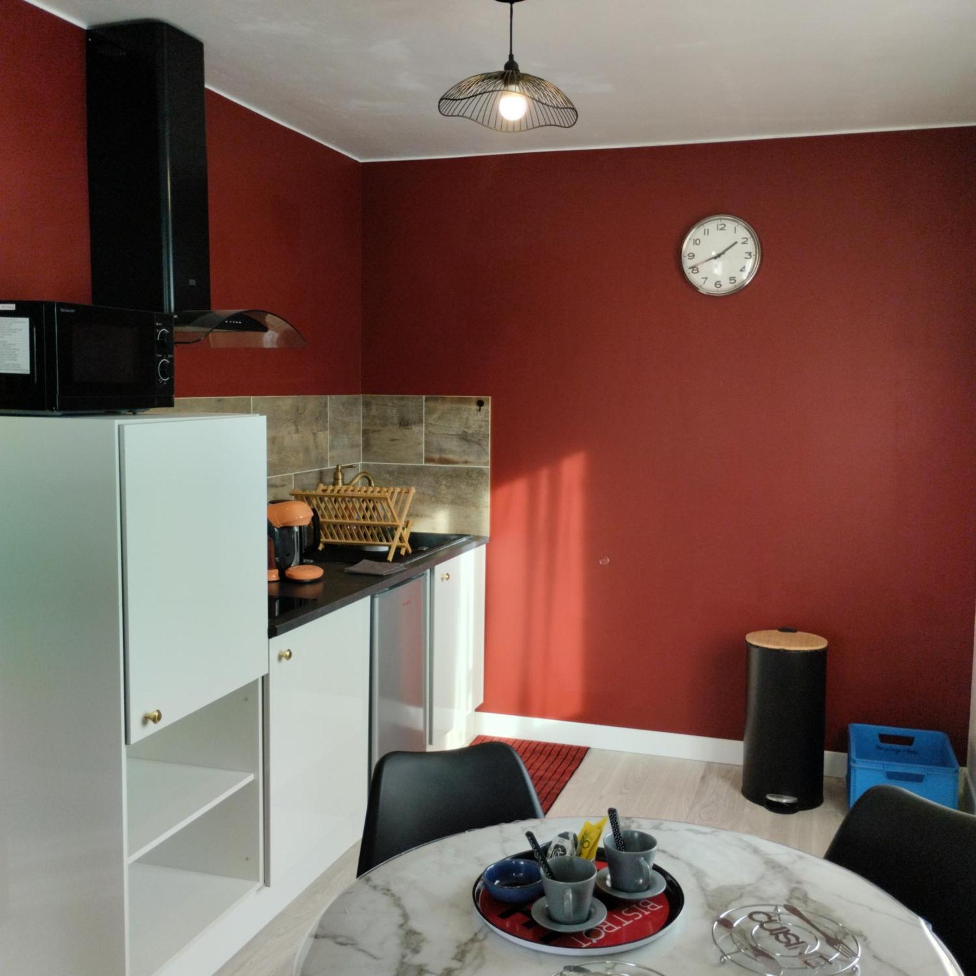 Appartement Verdoyant Au Bord Du Lac Leman Entre Evian Et Thonon Dans Une Villa Publier Luaran gambar