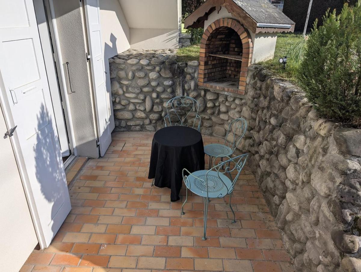 Appartement Verdoyant Au Bord Du Lac Leman Entre Evian Et Thonon Dans Une Villa Publier Luaran gambar
