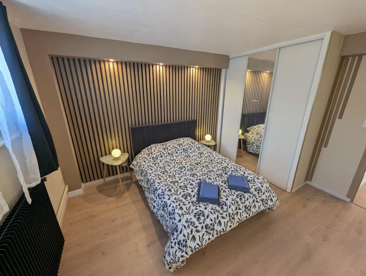 Appartement Verdoyant Au Bord Du Lac Leman Entre Evian Et Thonon Dans Une Villa Publier Luaran gambar